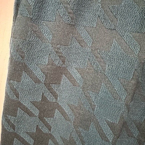 Ann Taylor NWOT houndstooth pants - Picture 2 of 4